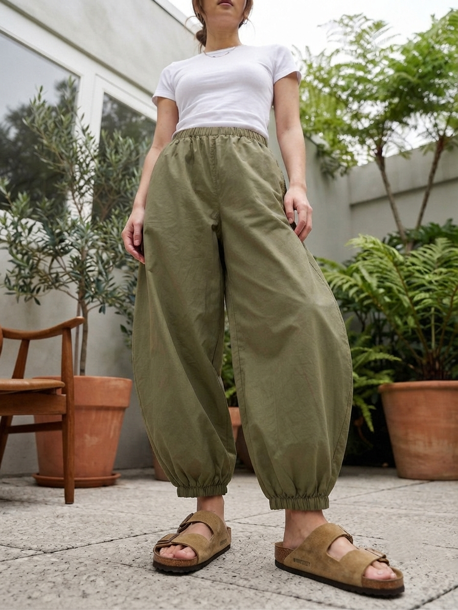 Zush Ladies Lightweight Barrel Tracksuit Pants with pockets